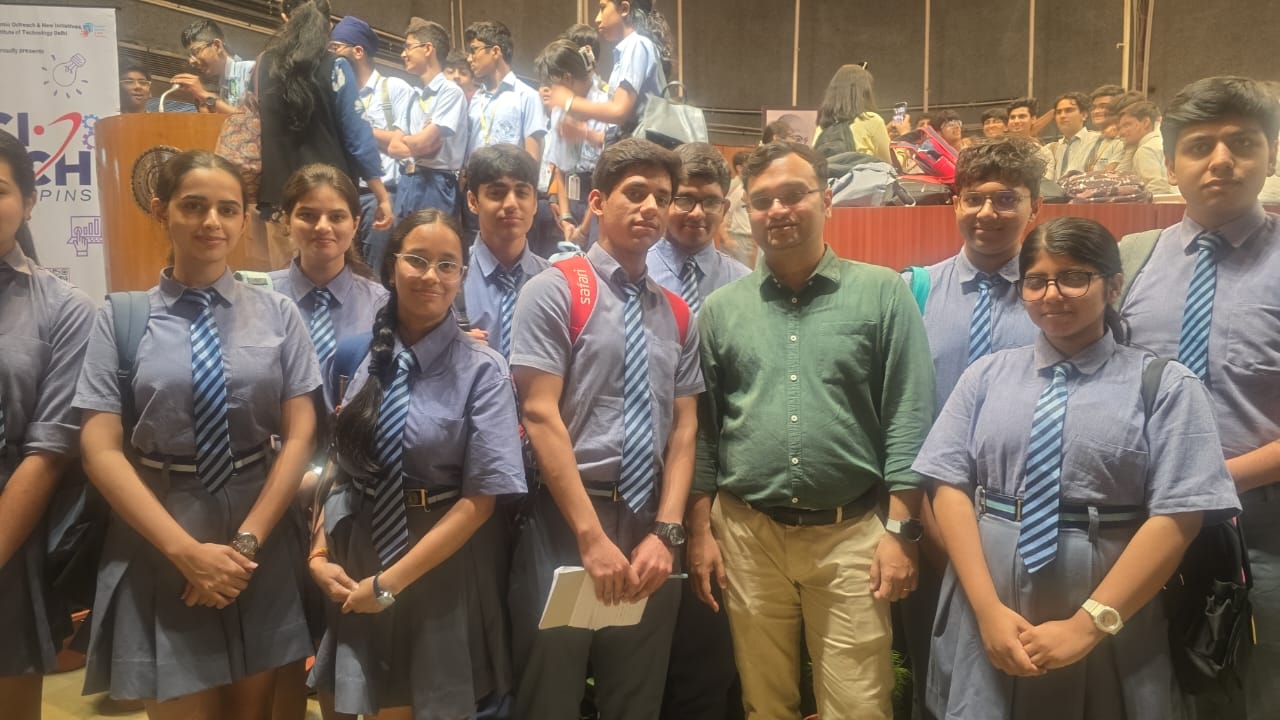 SCI-TECH SPINS LECTURE SERIES:   “LIGHT, LASER AND LIFESAVERS : BUILDING SENSORS THAT SEE THE INVISIBLE” at IIT Delhi